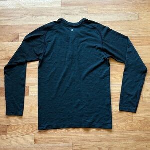 lululemon athletica Dark Gray Long Sleeve Tee